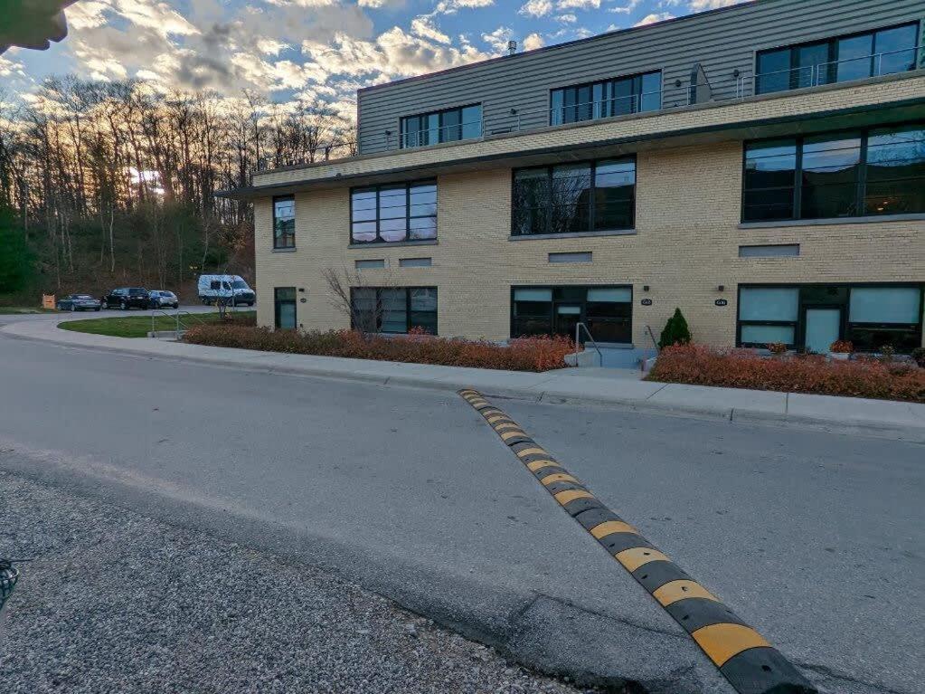 Condo On State Hospital Grounds! Traverse City Ngoại thất bức ảnh